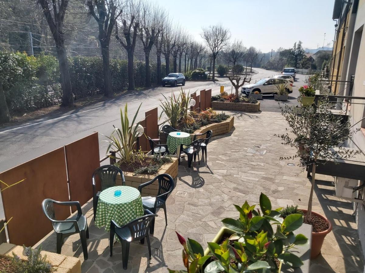 Hotel La Passeggiata Desenzano del Garda Exterior photo