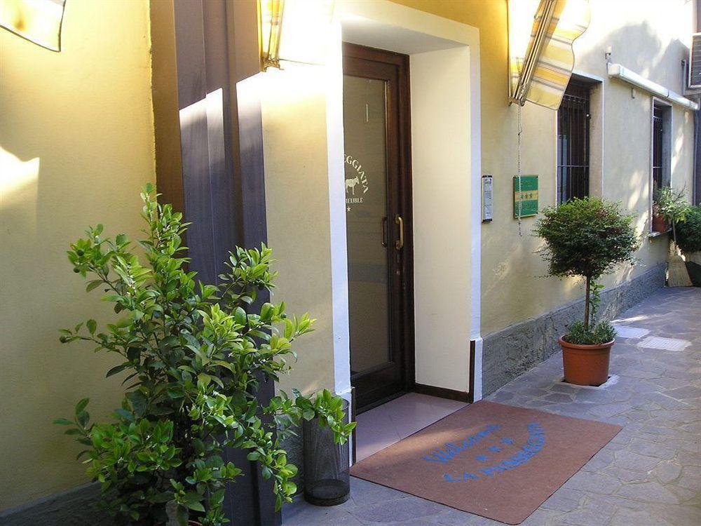 Hotel La Passeggiata Desenzano del Garda Exterior photo