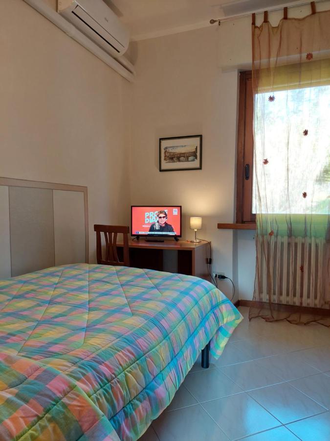 Hotel La Passeggiata Desenzano del Garda Exterior photo